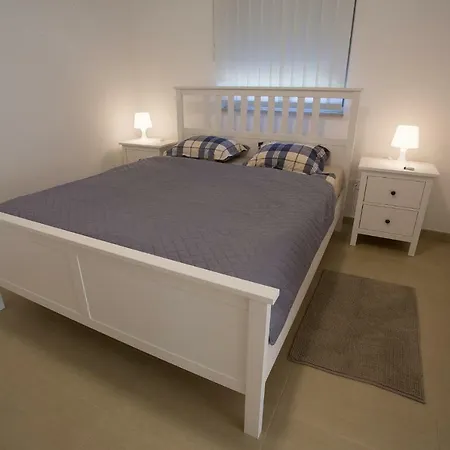 Downtown Beach Apartments Umag Extérieur photo
